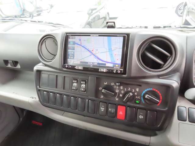 U00048496702_38_001.jpg