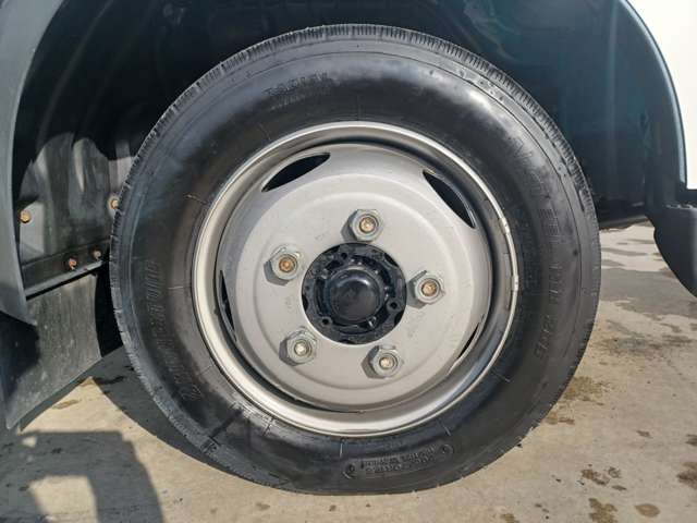 UZ0047041550_80_001.jpg