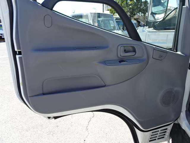U00047334175_66_003.jpg