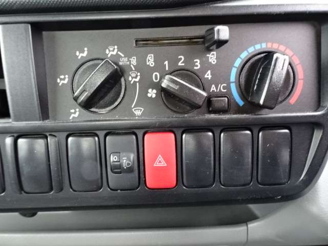 U00048303959_62_001.jpg