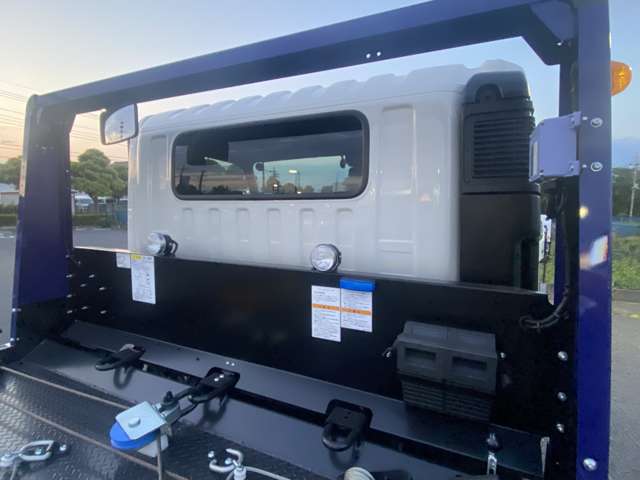 U00045446821_10_002.jpg