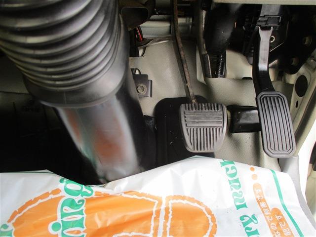 UJ0047023731_12_001.jpg