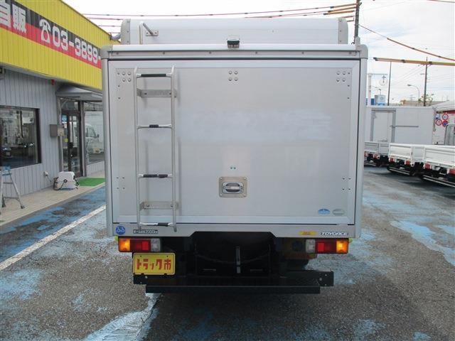 UJ0047023731_4_001.jpg