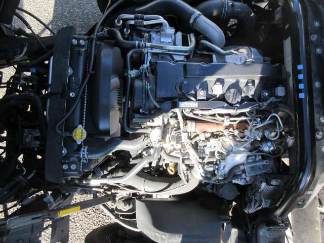 U00047396110_31_001.jpg