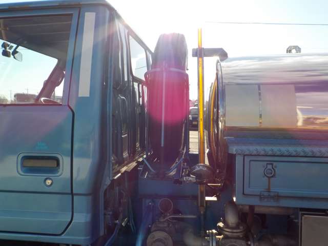 U00037211811_19_001.jpg