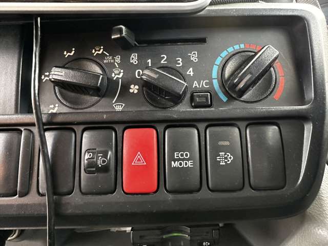 U00048165482_55_001.jpg