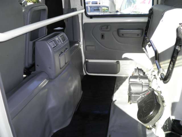 U00047514645_10_002.jpg