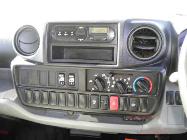 U00047514645_32_001.jpg