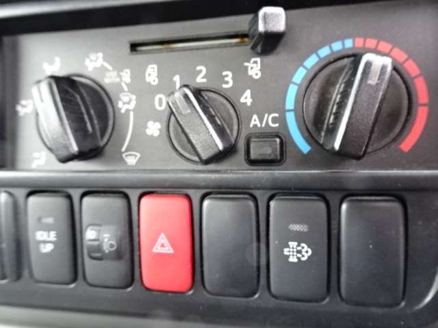 U00048214214_47_001.jpg