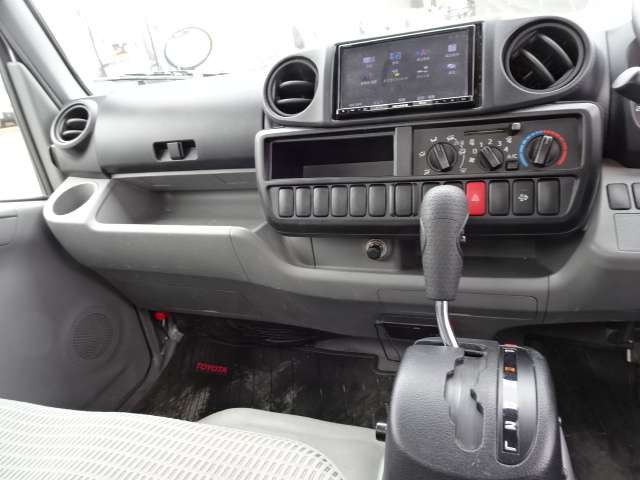 U00048214214_48_001.jpg