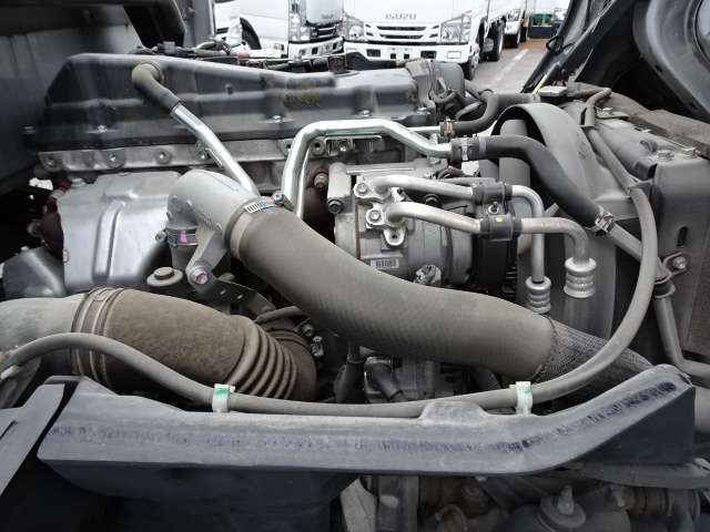 U00048214214_64_001.jpg