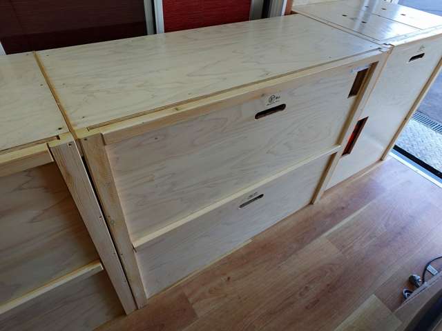 U00047854968_32_001.jpg