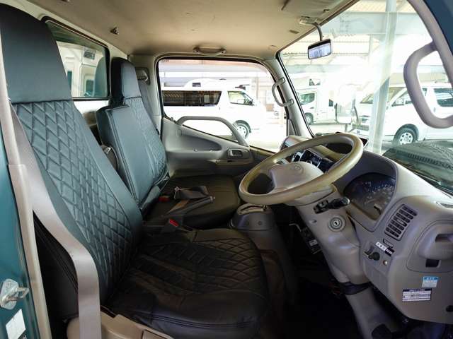 U00047854968_48_001.jpg