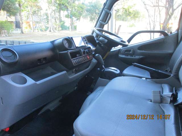 U00047389815_3_001.jpg
