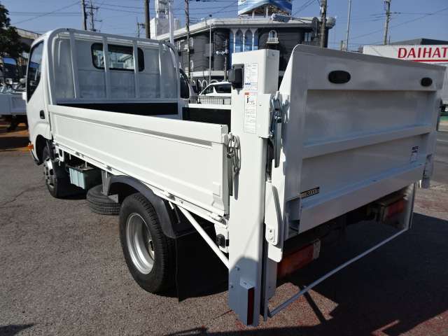 U00047668816_15_002.jpg