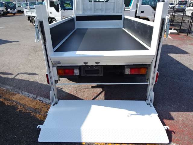 U00047668816_1_002.jpg