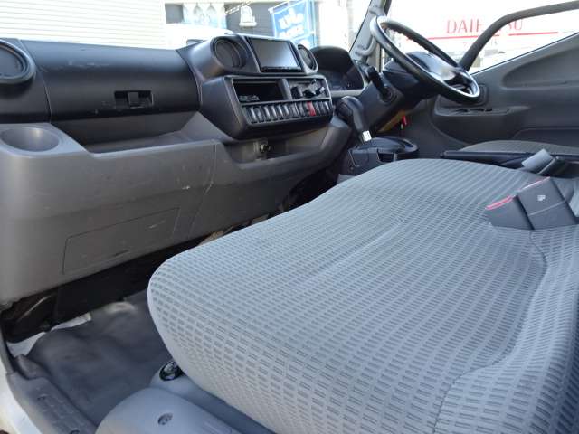 U00047668816_49_001.jpg