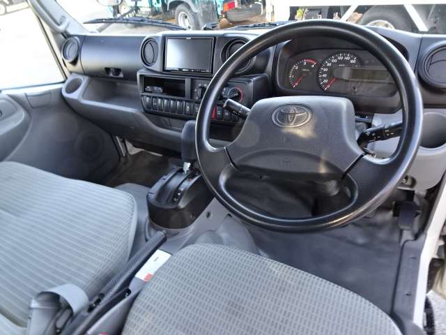 U00047668816_54_001.jpg