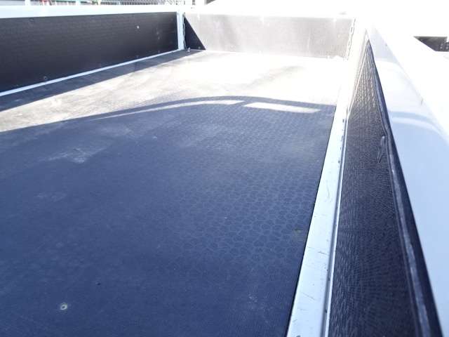 U00048224917_30_001.jpg