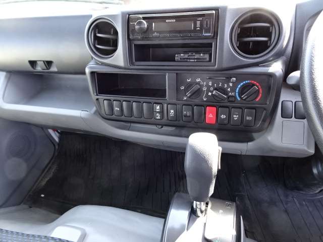 U00048224917_56_001.jpg