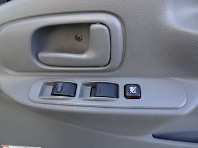 U00044660790_37_003.jpg