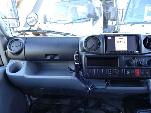 U00044660790_41_003.jpg