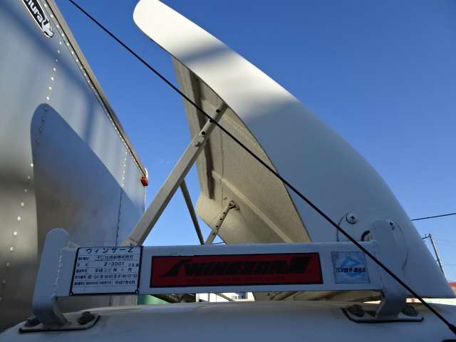 U00044660790_69_003.jpg