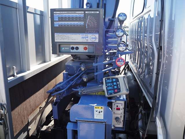 U00040952493_40_001.jpg