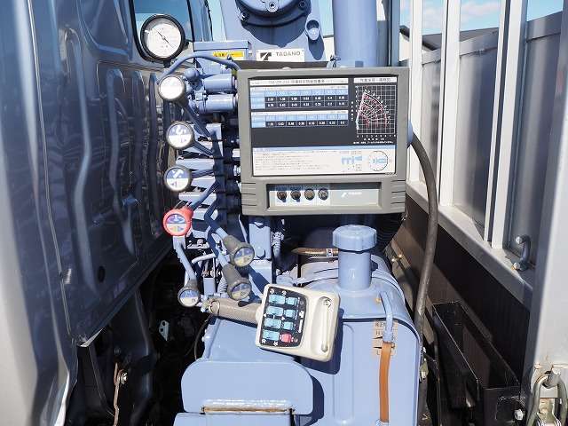U00040952493_41_001.jpg