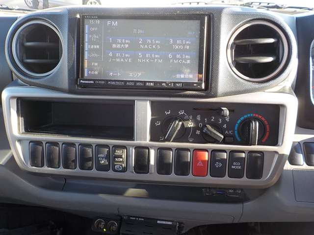 U00047668827_42_002.jpg