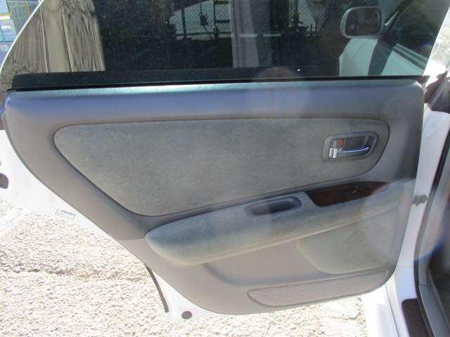 U00047443931_45_002.jpg