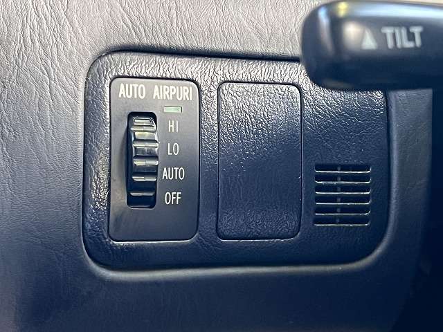 U00048170577_39_002.jpg