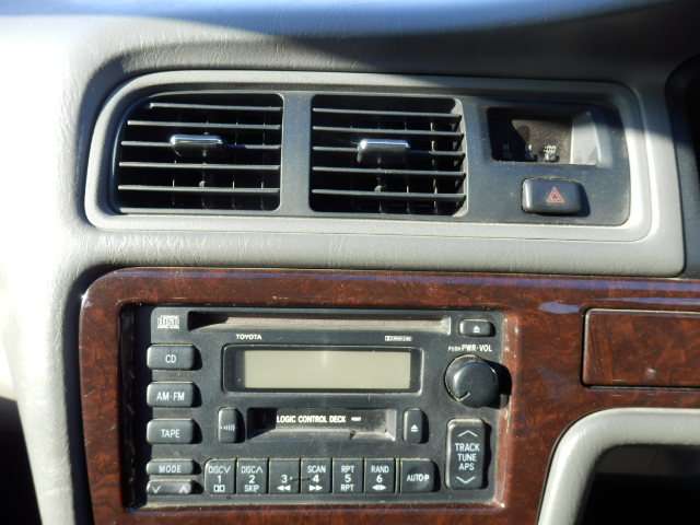 U00044807110_17_001.jpg