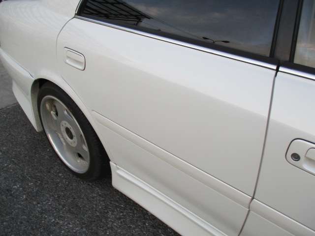 U00045220546_30_003.jpg