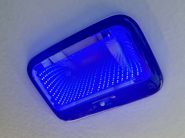 U00047661178_42_005.jpg