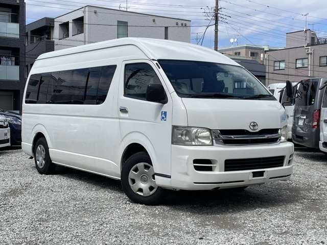 UZ0048363933_1_002.jpg