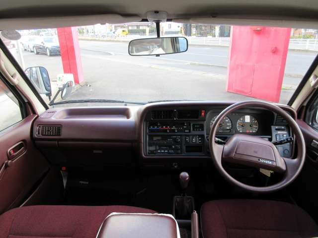 UZ0048352158_2_003.jpg