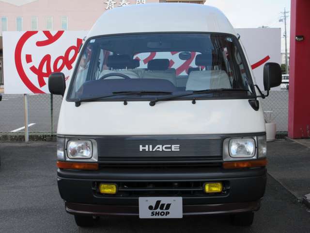 UZ0048352158_46_002.jpg
