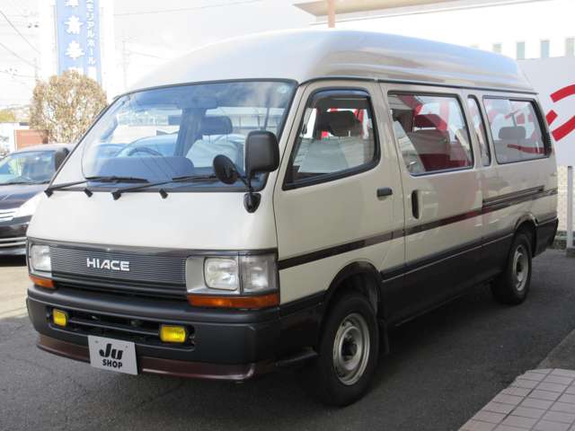 UZ0048352158_51_002.jpg