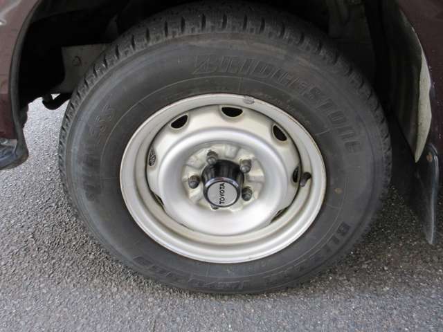 UZ0048352158_74_002.jpg
