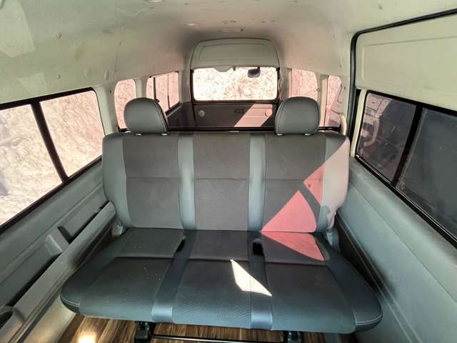 U00048199387_30_001.jpg
