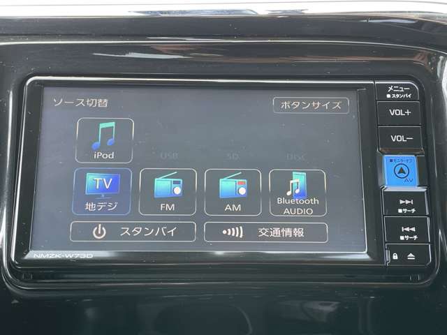 UZ0048005551_5_004.jpg