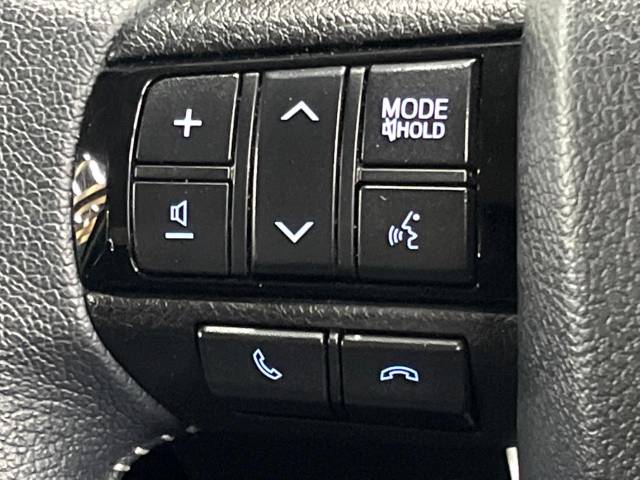 UZ0048369966_43_001.jpg
