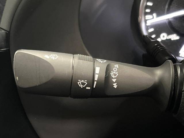 UZ0048369966_45_001.jpg