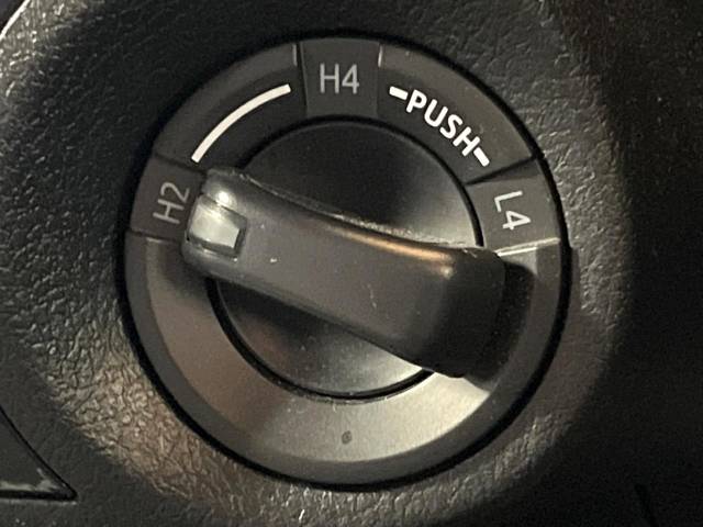 UZ0048531164_55_001.jpg