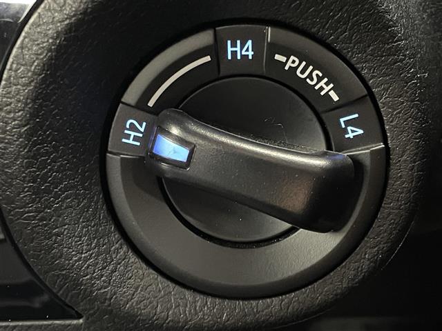 UZ0048135776_13_002.jpg