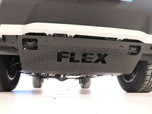 U00043775815_37_006.jpg