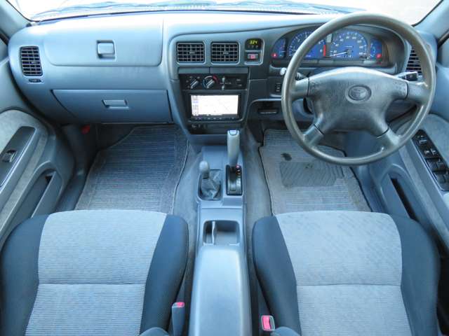U00047054352_2_001.jpg