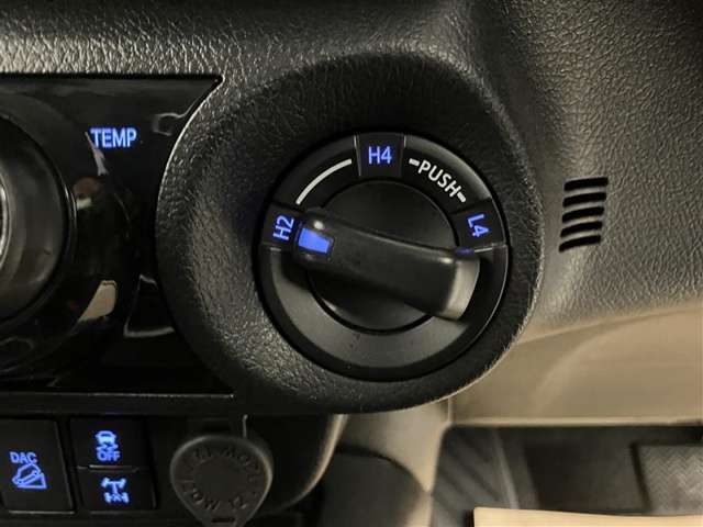 U00048255935_30_001.jpg
