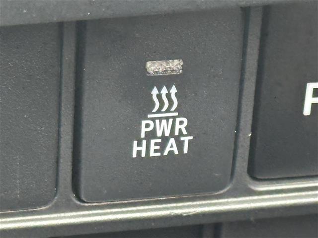 UZ0048422181_11_002.jpg